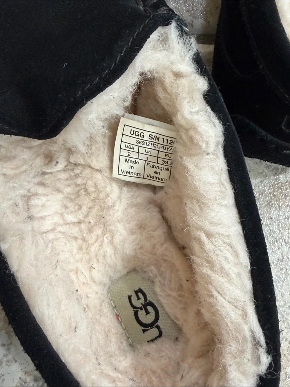 Ugg Ascot Kid Slippers size 2 black